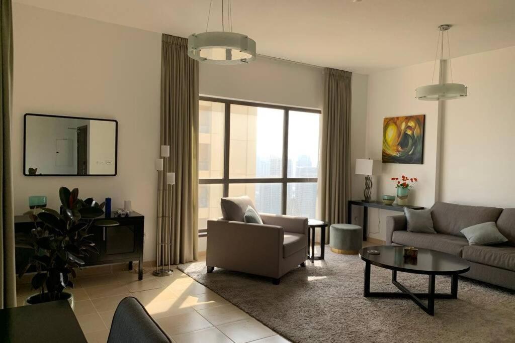 Beautiful With Amazing Sea Views